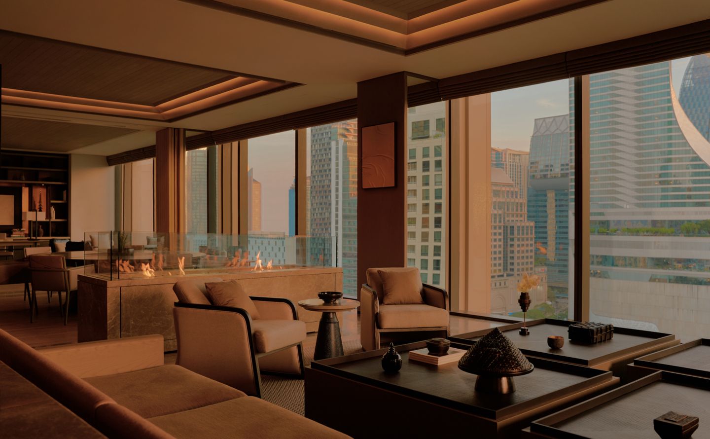 Aman Suite ห้องสวีทซิกเนเจอร์ของโรงแรม Aman Nai Lert Bangkok การออกแบบเน้นความโอ่อ่าและฟังก์ชั่นการใช้งานที่ยืดหยุ่นในสไตล์เรสซิเดนซ์ (ภาพ: Aman Nai Lert Bangkok)