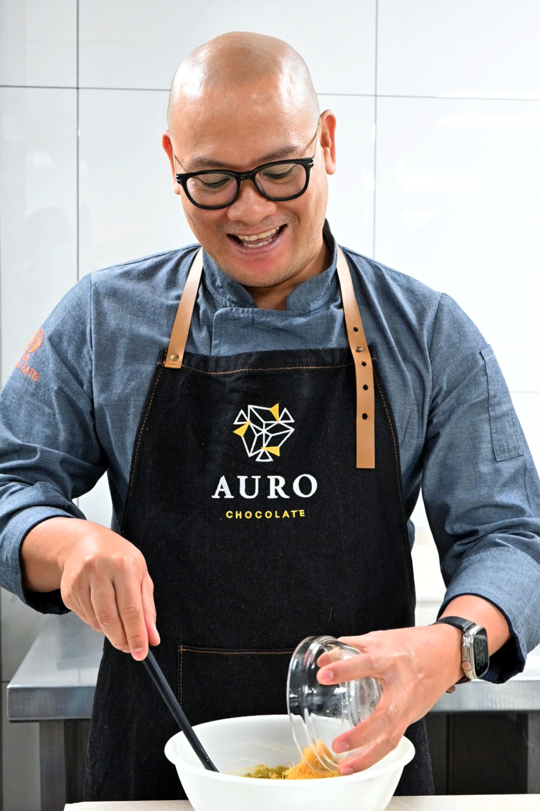 Chef Nouel Catis with Auro Chocolate