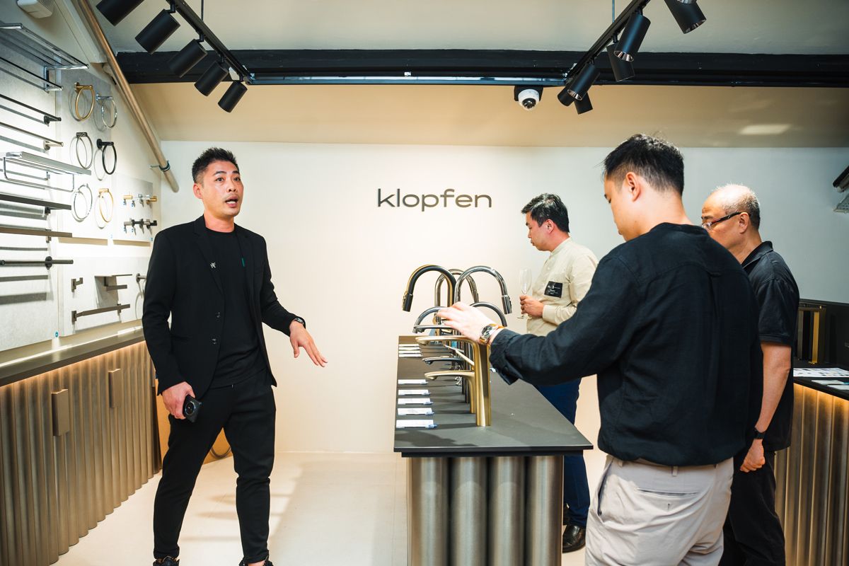 Frank Goh walking the guests through the Klopfen showcase at the Hafary House