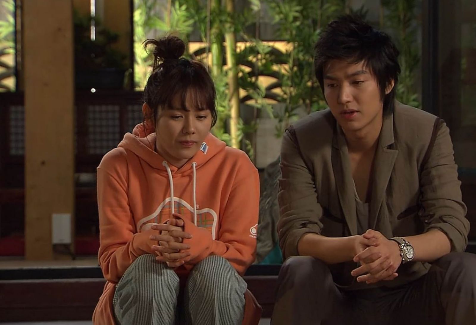 Lee Min-ho with fellow Hallyu OG Son Ye-jin in ‘Personal Taste’.(Photo: IMDb)