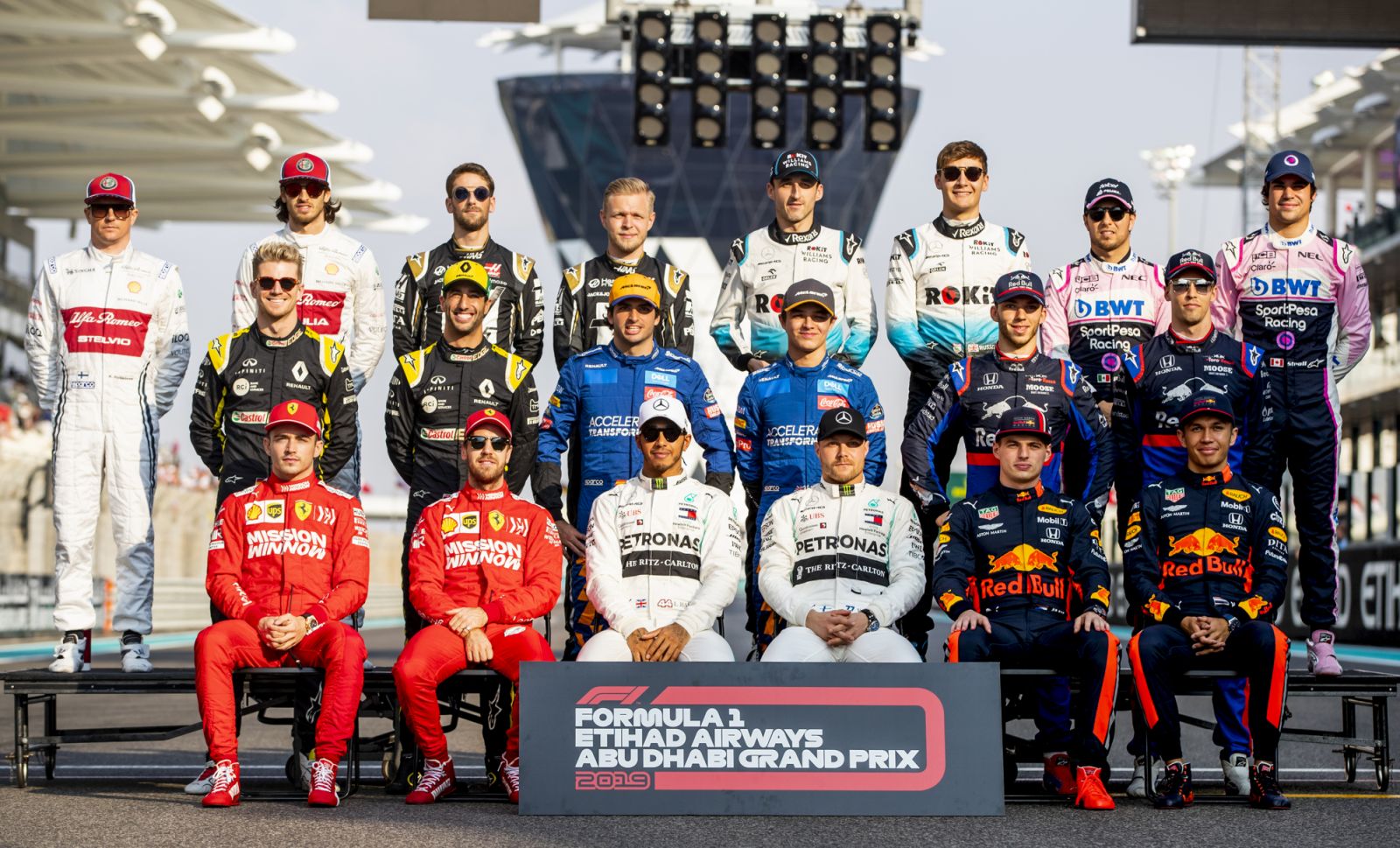 ABU DHABI, UNITED ARAB EMIRATES - DECEMBER 01: The F1 Drivers Class of 2019 photo is taken on track before the F1 Grand Prix of Abu Dhabi at Yas Marina Circuit on December 01, 2019 in Abu Dhabi, United Arab Emirates.(Photo:Getty Images)