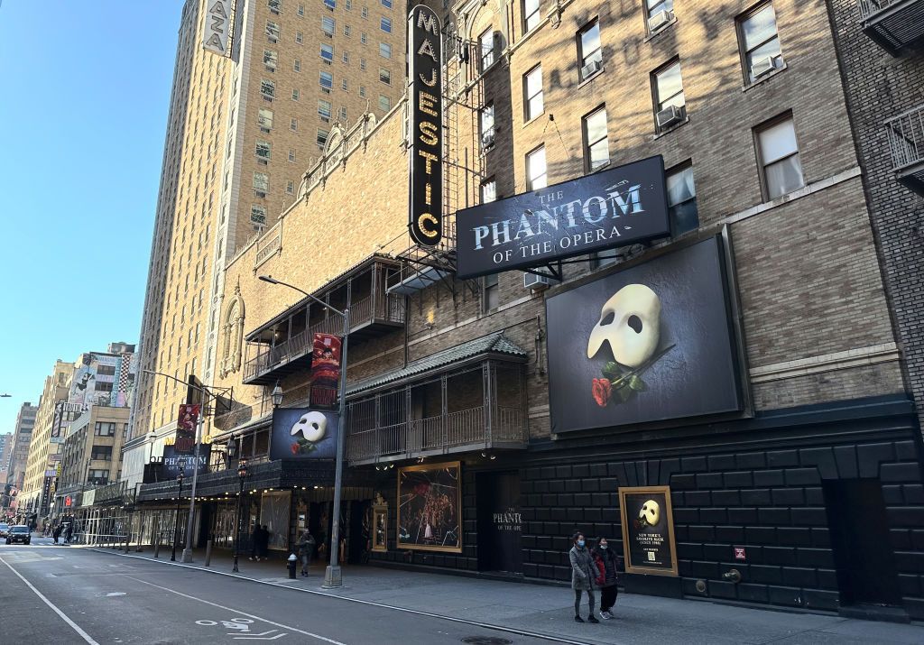 End for musical "Phantom of the Opera" in New York
09 April 2023, USA, New York: Passers-by walk past the Majestic Theatre on Broadway. After more than 35 years, "The Phantom of the Opera" will be performed for the last time in this theater on April 16, 2023. It is the longest running play in the history of the famous theater district. (to dpa: "The last chandelier falls - end for "Phantom of the Opera") Photo: Christian Fahrenbach/dpa (Photo by Christian Fahrenbach/picture alliance via Getty Images)