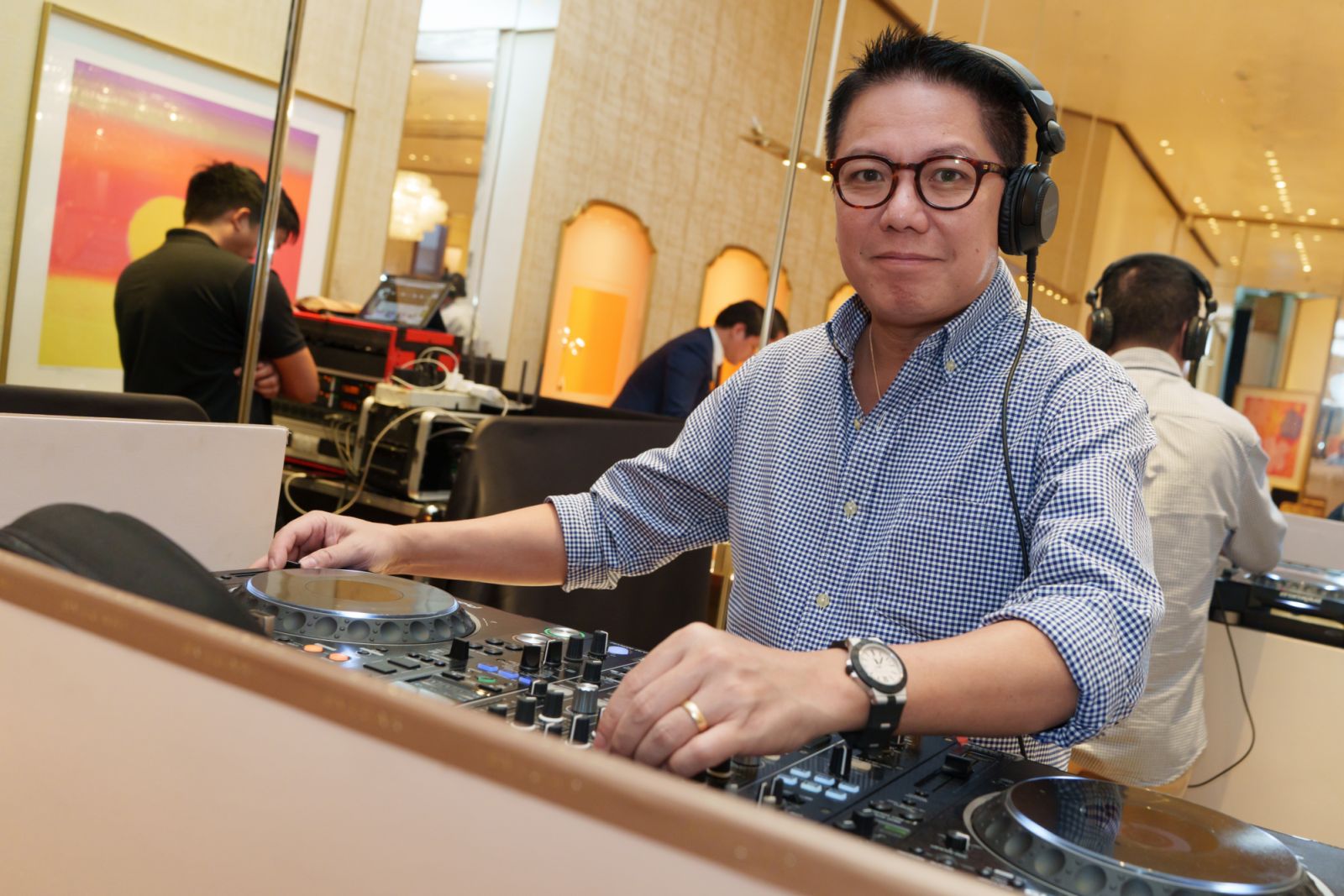 DJ Bombi