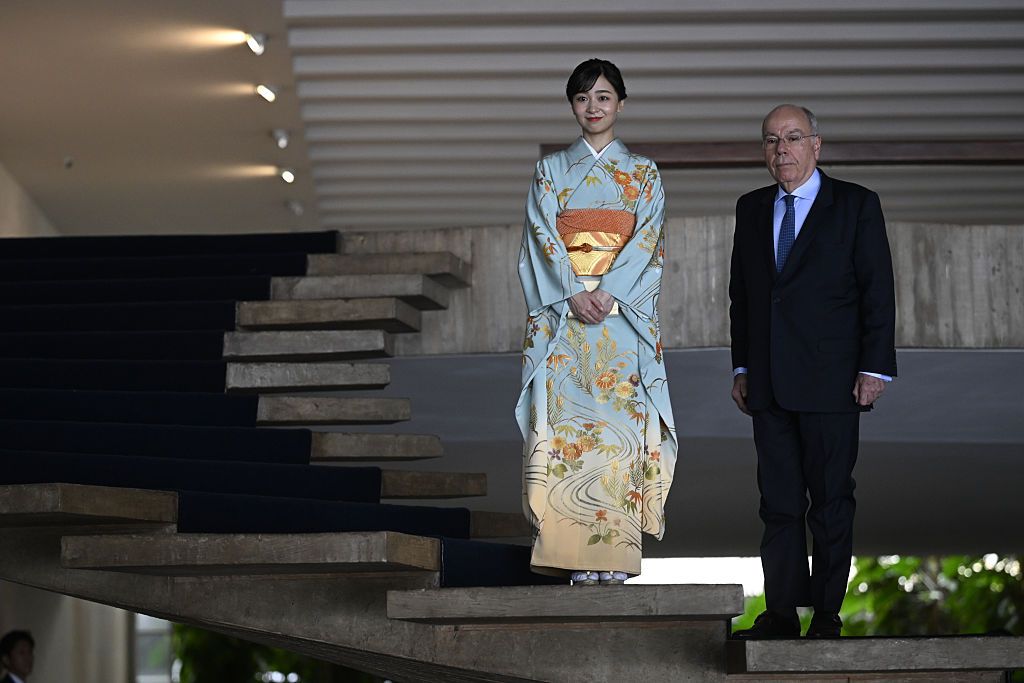 BRASILIA, BRAZIL - JUNE 11: Brazil's Foreign Minister Mauro Vieira welcomes Japan's Princess Kako as she arrives for a meeting for the 130th anniversary of the establishment of diplomatic relations between Brazil and Japan at the Itamaraty Palace in Brasilia, Brazil June 11, 2025. (Photo by Mateus Bonomi/Anadolu via Getty Images)