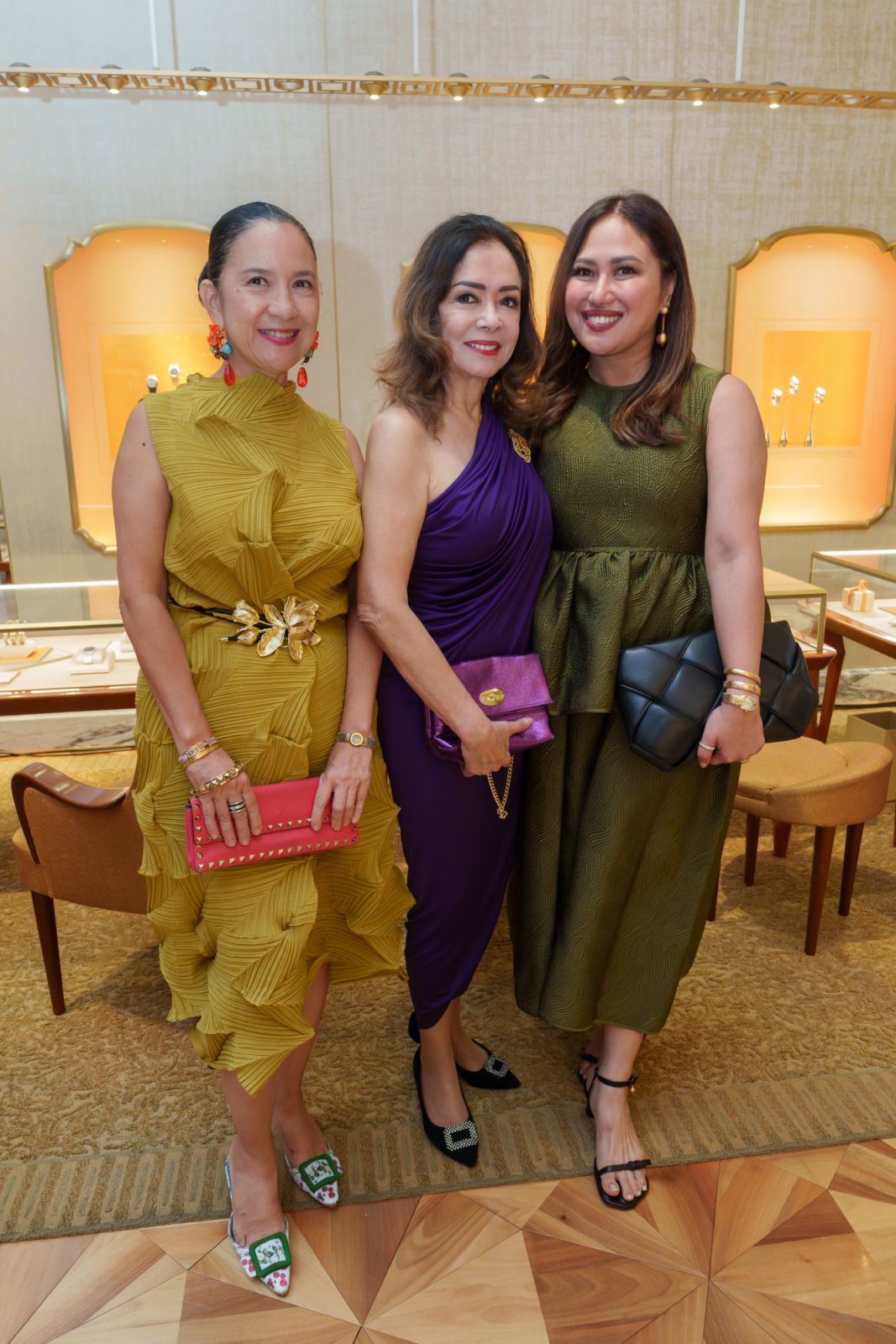 Mia Borromeo, Mayenne Carmona, Alelee Andanar