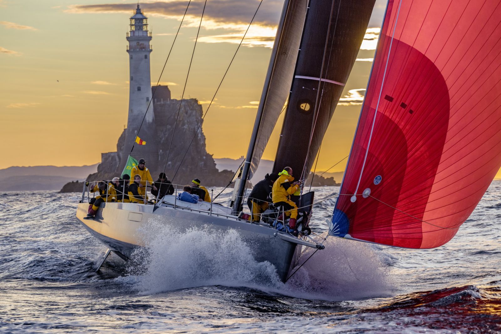 ปีนี้ถือเป็นปีครบรอบ 100 ปีของการแข่งขัน Rolex Fastnet Race ครั้งแรกที่จัดขึ้นในปี 1925 และยังเป็นปีแห่งการก่อตั้ง RORC ซึ่งก่อตั้งขึ้นทันทีหลังจากการแข่งขันครั้งแรกสิ้นสุดลง