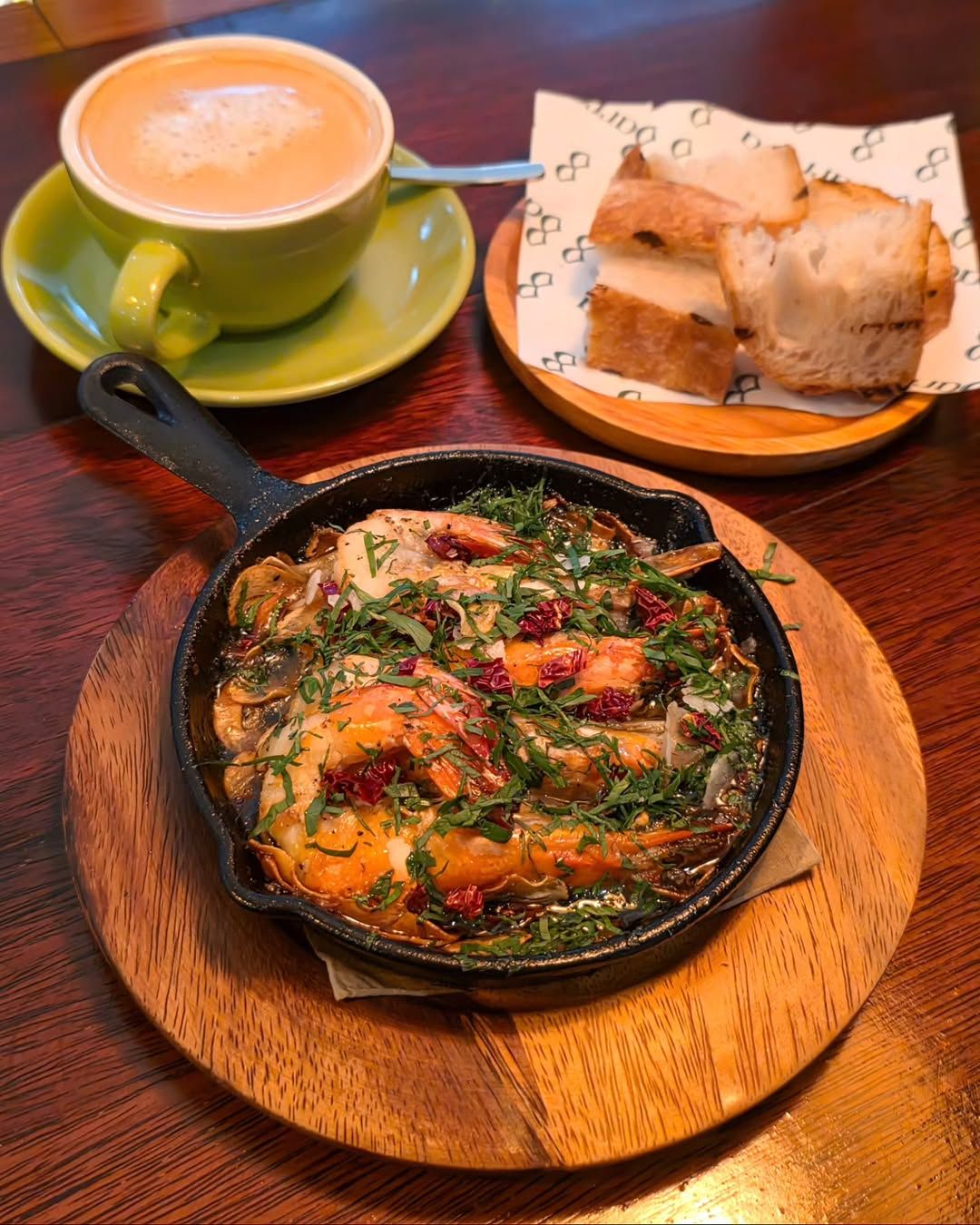 The impeccable spread of classic tapas (Image: @rykc_eats.travels)