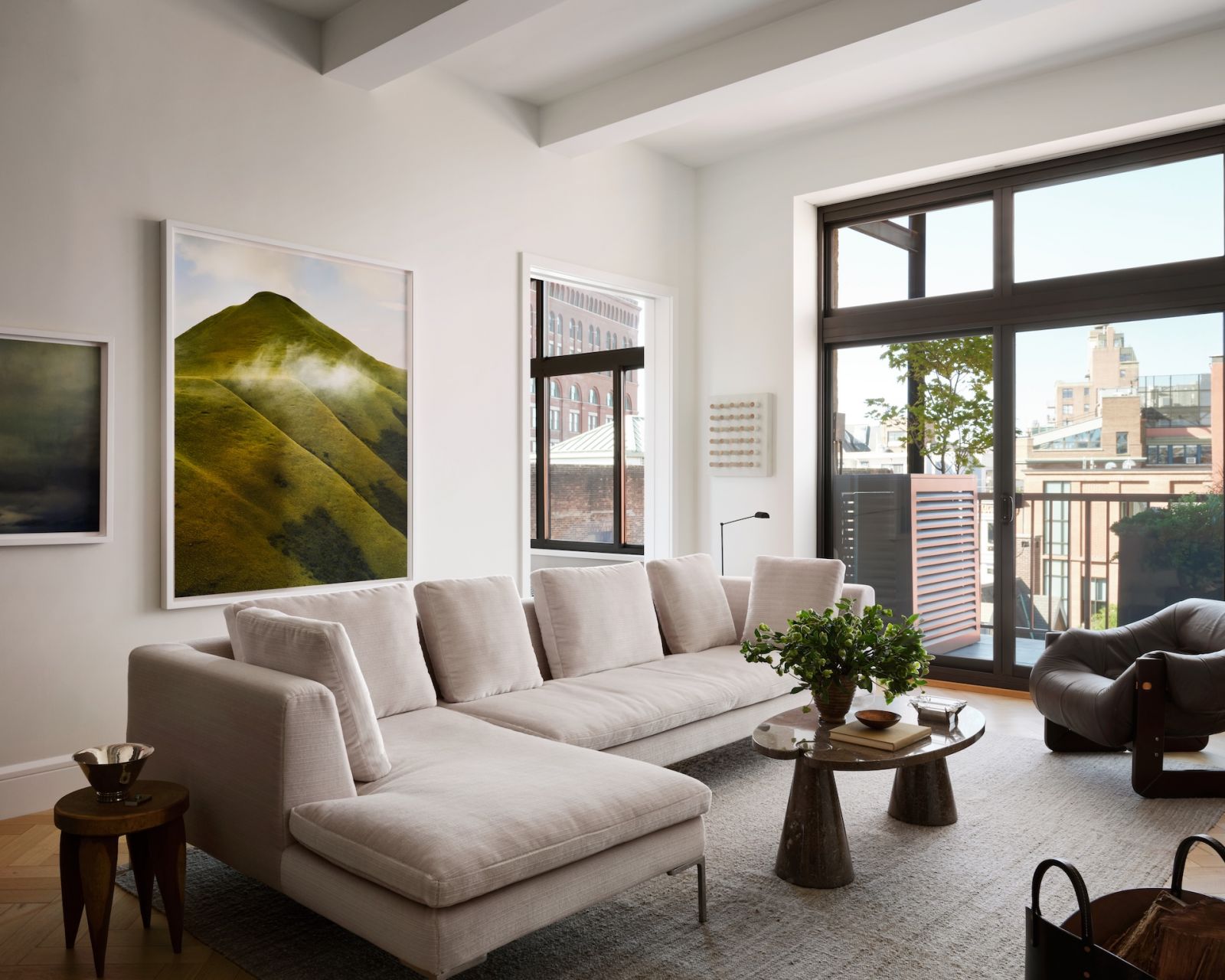 ネルデザインワークスCAVE living room ネルデザインワークスCAVE living room