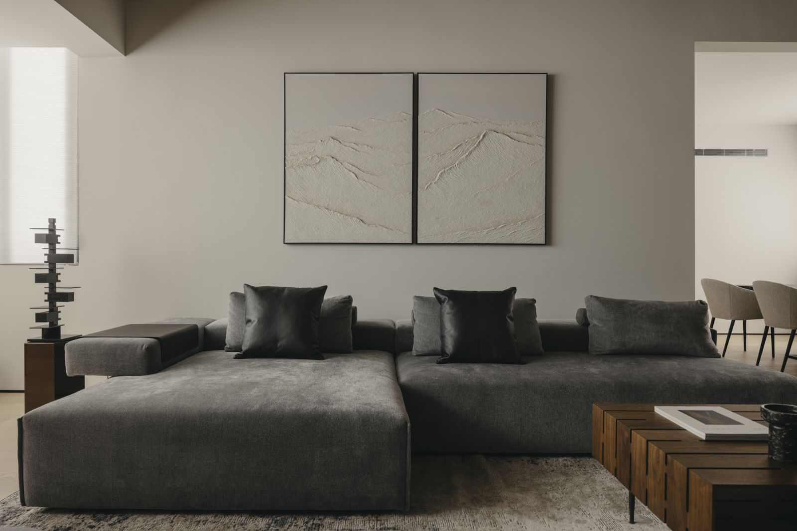 This diptych represents an interesting twist on the usual solitary wall-hanging artwork