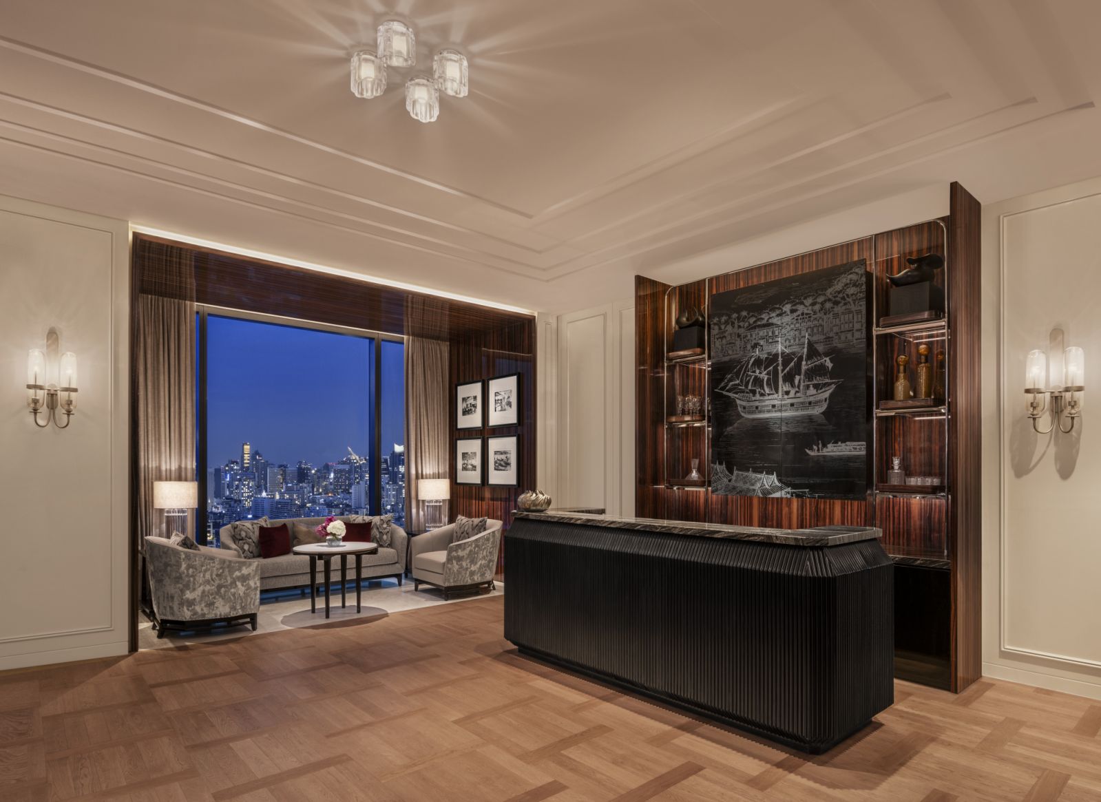 โซนแพนทรีของห้องสวีท The Ritz-Carlton Suite โรงแรมเดอะ ริทซ์-คาร์ลตัน กรุงเทพฯ (ภาพ: The Ritz-Carlton, Bangkok)