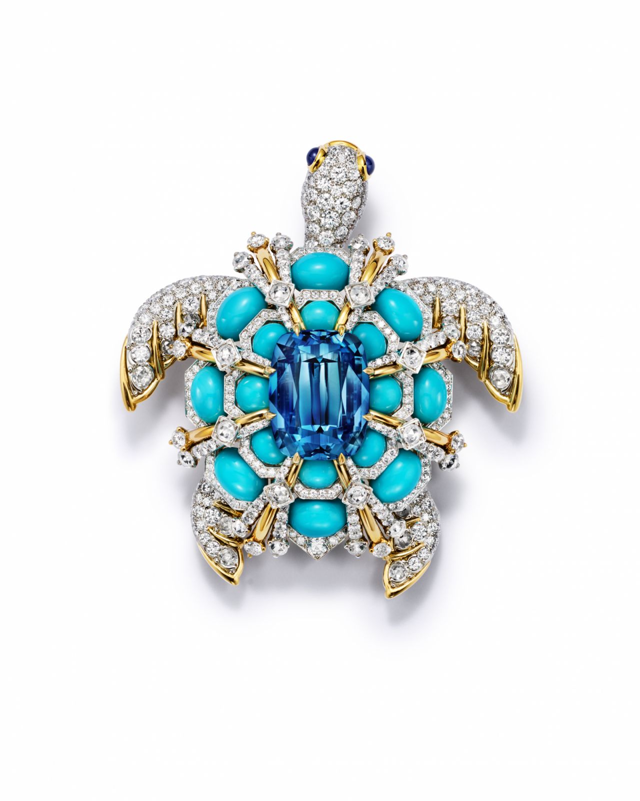 Sea Turtle鎏金玄武系列胸針以海水藍寶搭配搶眼的綠松石展現海洋氣息。