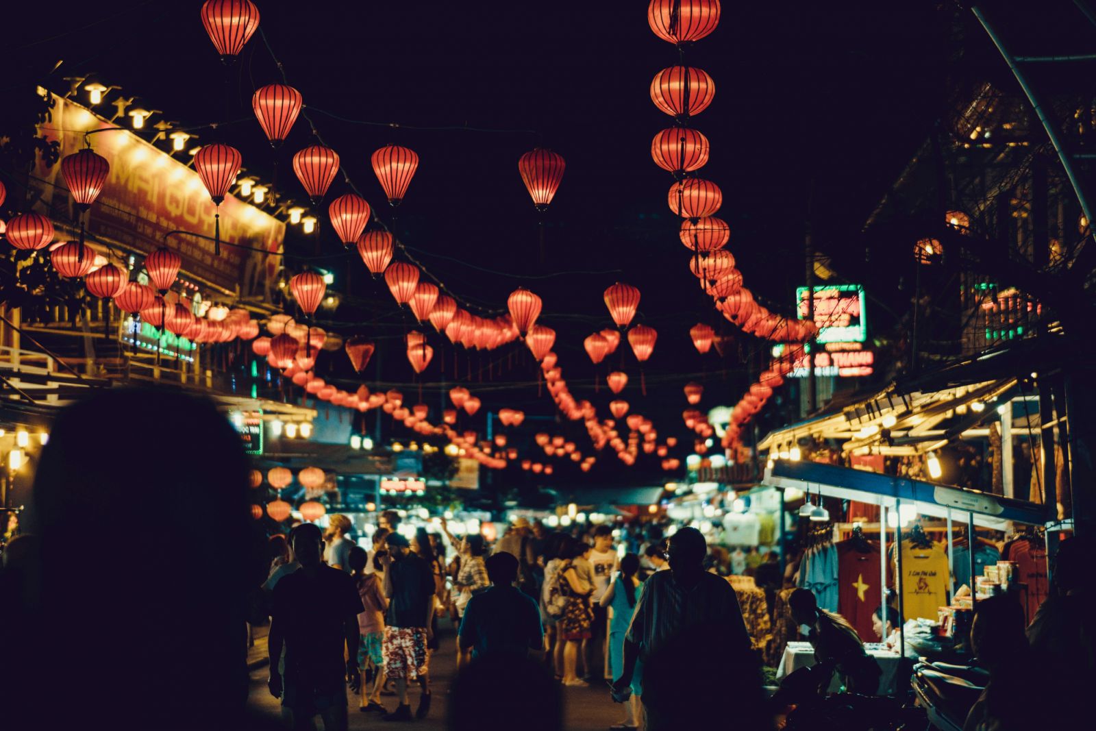 (Photo: Chris Slupski/Unsplash)