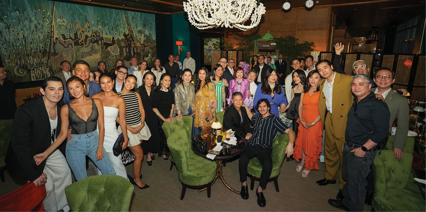 Family and friends of Kho (Photo: Daniel Tan)