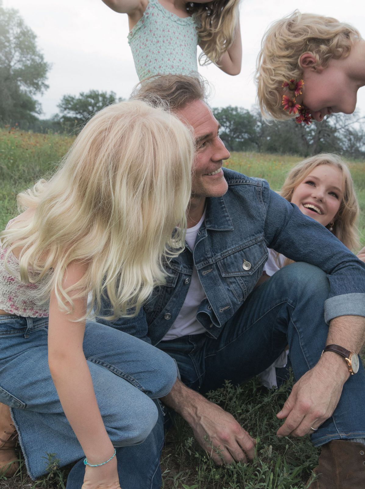 James Van Der Beek with his children on his ranch in Texas
