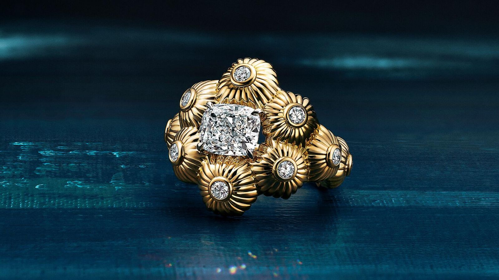 Ảnh: National Jeweler