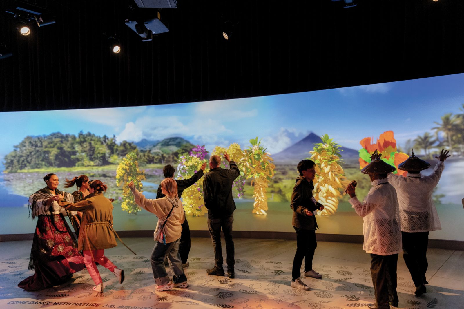 Live performances are held daily at the Philippine Pavilion