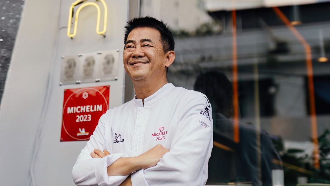 Đầu bếp Peter Cuong Franklin (Anan Saigon) đã pha trộn giữa kỹ thuật ẩm thực Pháp và hồi ức về món Việt