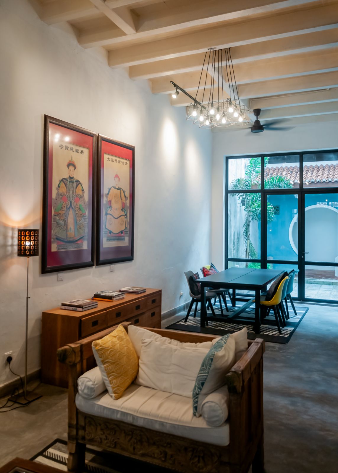 A subtle contrast between heritage and contemporary (Photo: Aayu Homes)