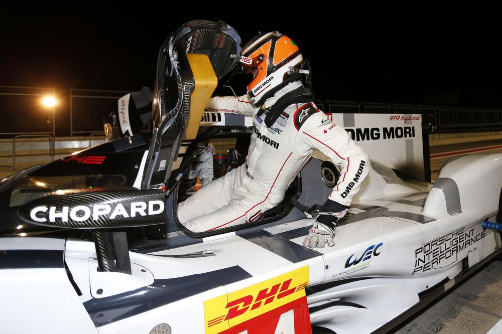 Nico Hülkenberg with Porsche 919 Hybrid (Photo: courtesy of Porsche Press Database)