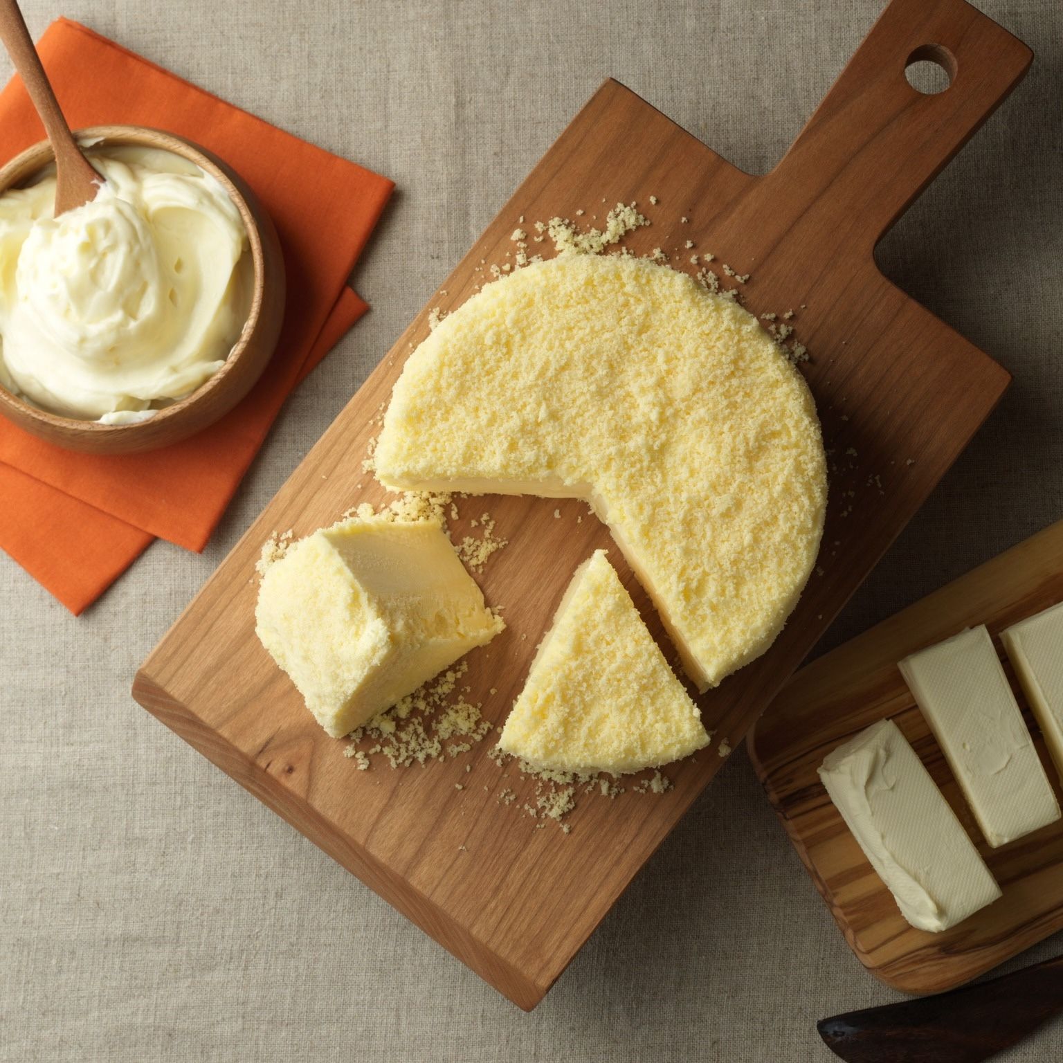 LeTao’s crowd favourite double fromage cheesecake (Photo: Facebook/LeTao)