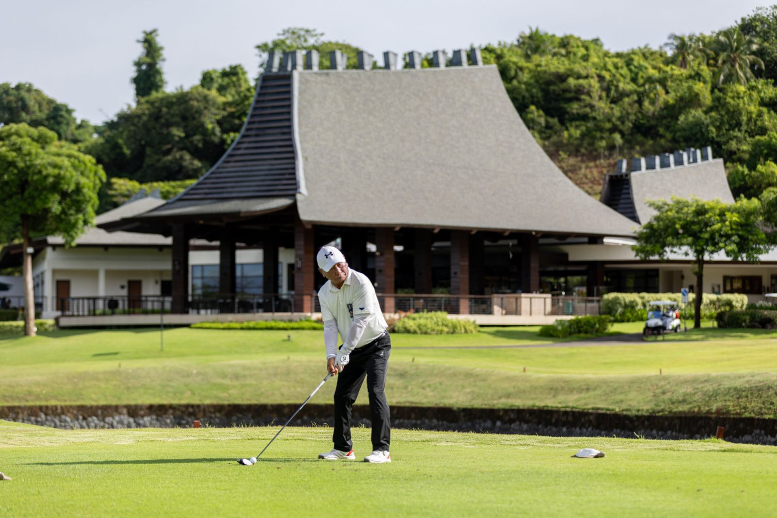 Nam Bo Hean, one of the panel of raters from Top 100 Golf Courses Asia at Hole 1, Anvaya Cove Golf and Sports Club