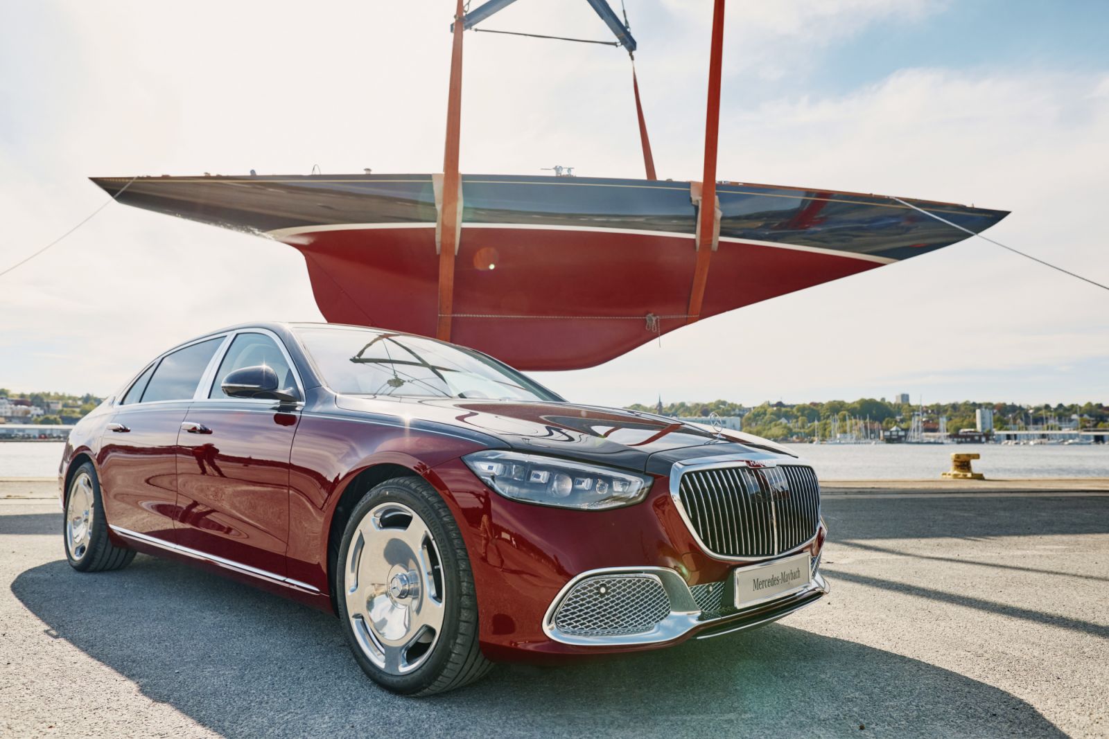 The Mercedes-Maybach S600 is designed for long trips (Photo: Mercedes)
