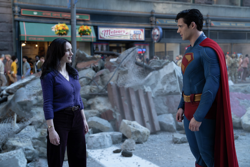 Rachel Brosnahan is the empowered, Pulitzer-winning journalist from The Daily Planet, Lois Lane (Photo: Warner Bros)