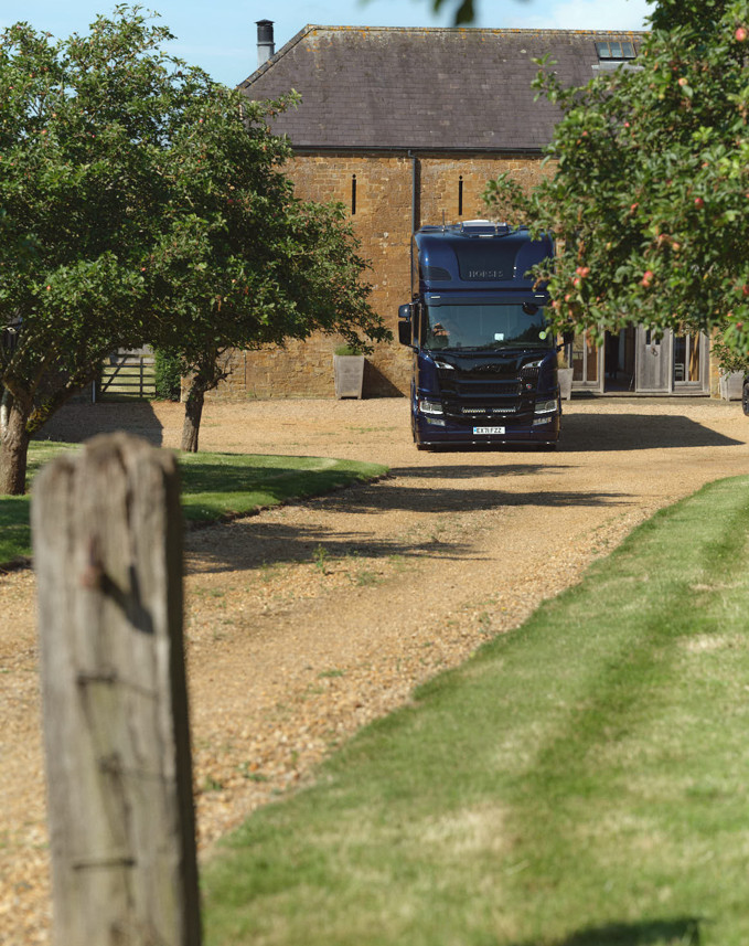 The horsebox’s elegant exterior finish hints at the luxurious interiors within, created for extended equestrian tours