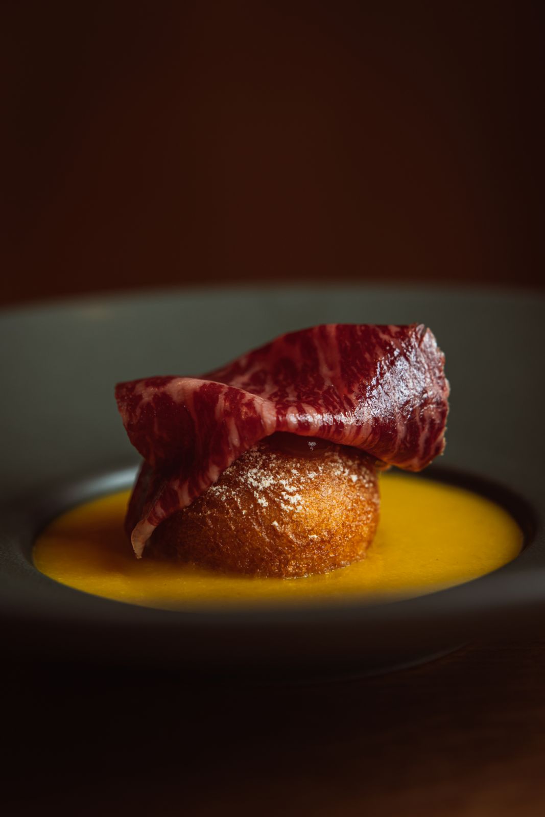 Yellow gazpacho (Photo: Sophia van den Hoek)