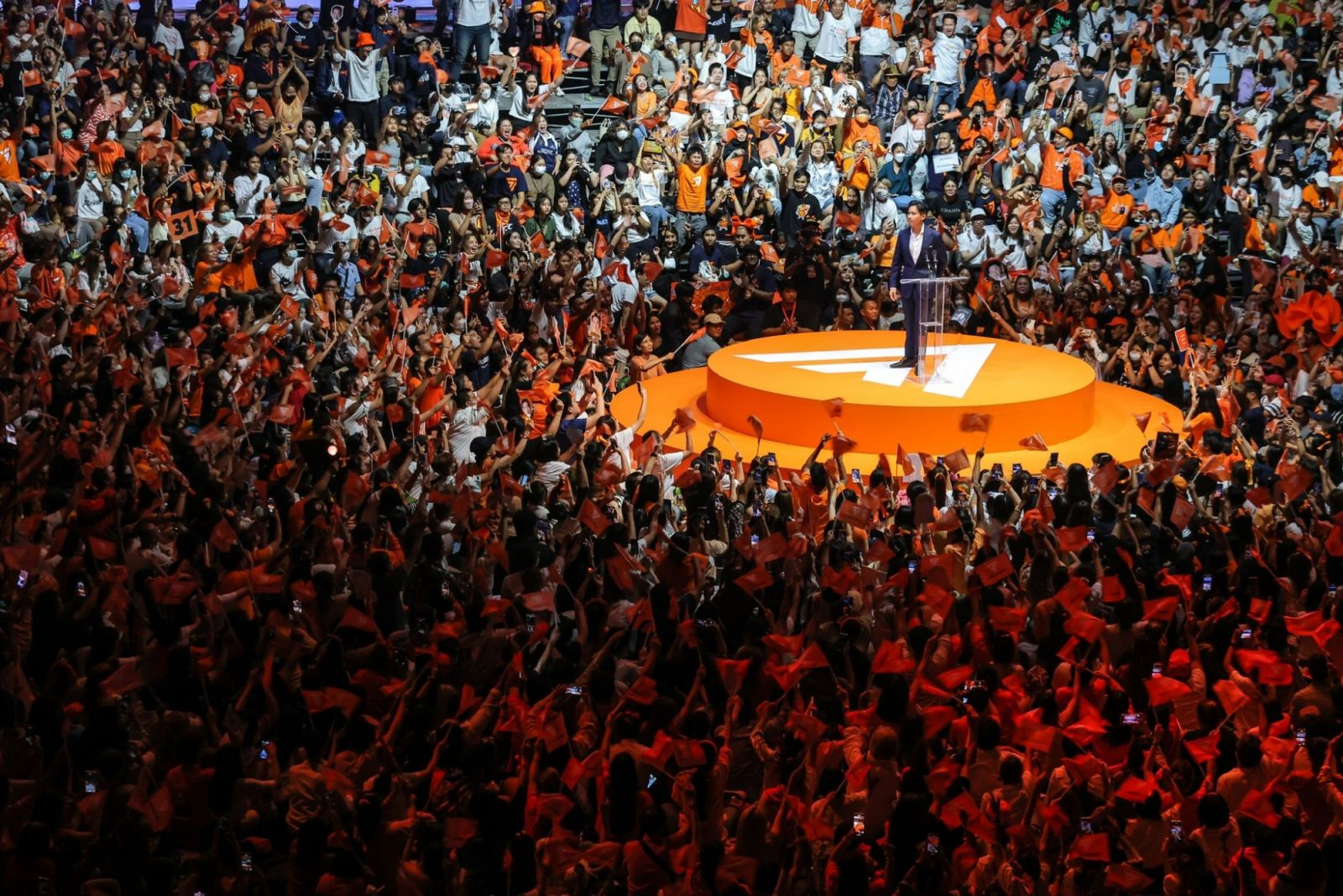 The last speech of the Move Forward Party before the election (Photo: Pita Limjaroenrat)