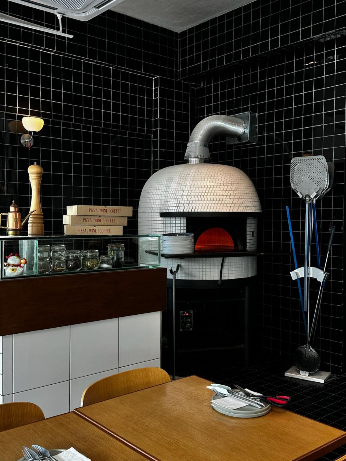 Photo: Round Pizza Napoletana