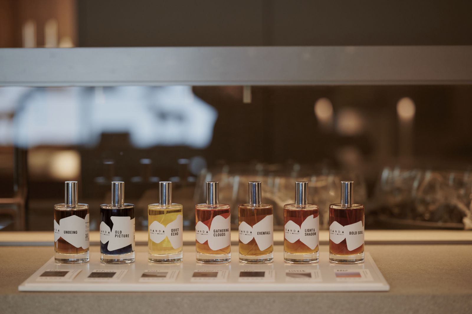 งาน ‘Between The Folds’ นำเสนอ 7 กลิ่นที่สะท้อนช่วงภาวะของใจ (ภาพ: GANDA scent & object)