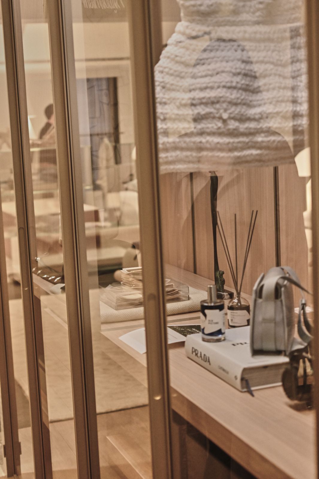 Porro, Storage walk-in closet แบบ Acquario, Iron door (ภาพ: GANDA scent & object)