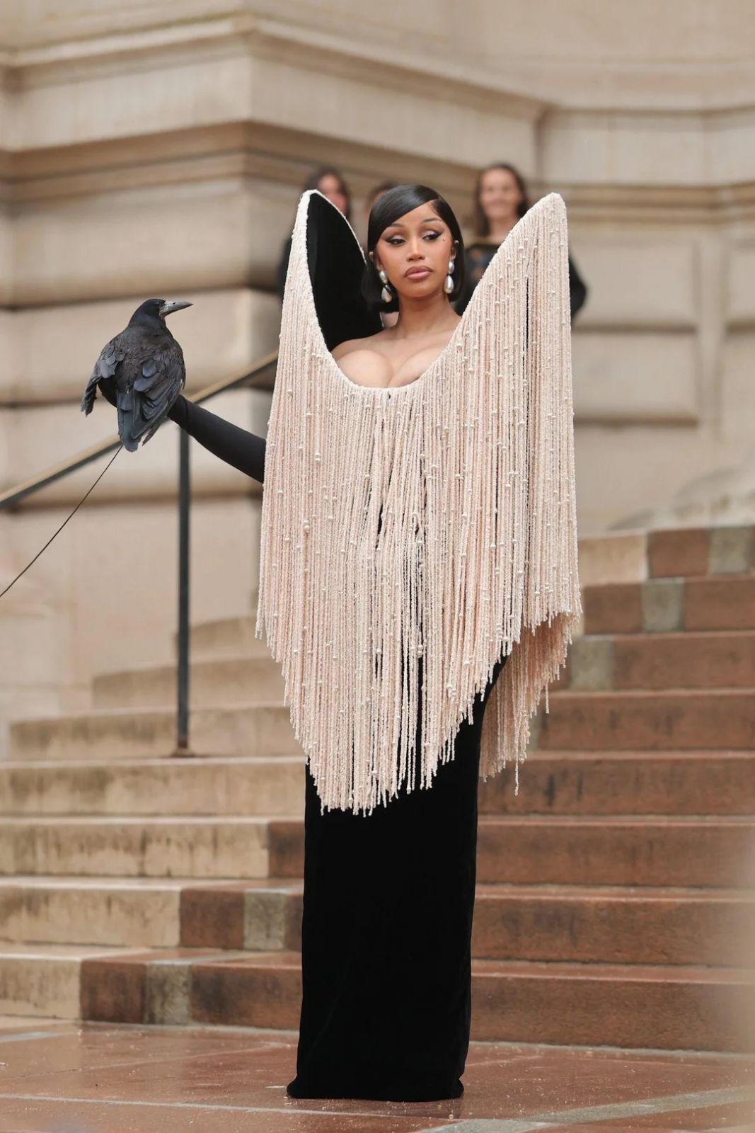 Cardi B Trong khuôn khổ Paris Haute Couture Fashion Week 2025. Ảnh: Getty Images