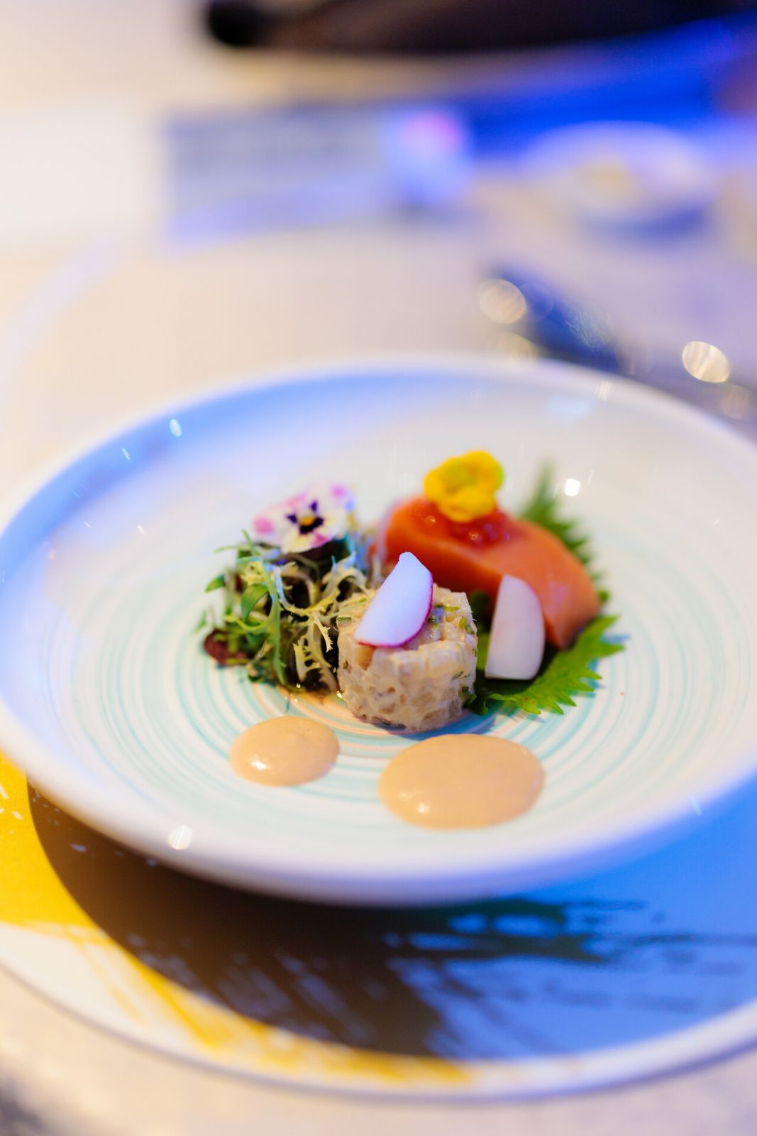 The meal opened with a delicate appetiser of sustainably sourced Cured Salmon and Mackerel