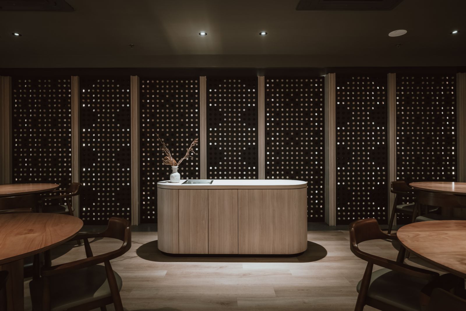 Photo: Oitom Restaurant