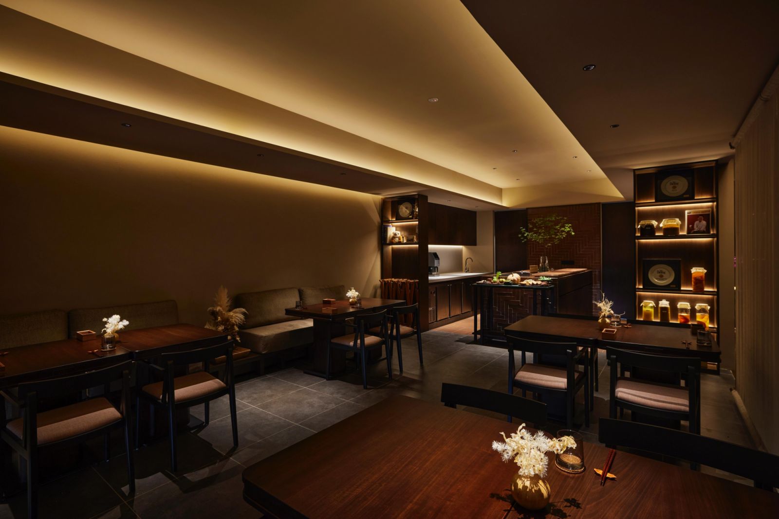 Photo: Akâr Dining