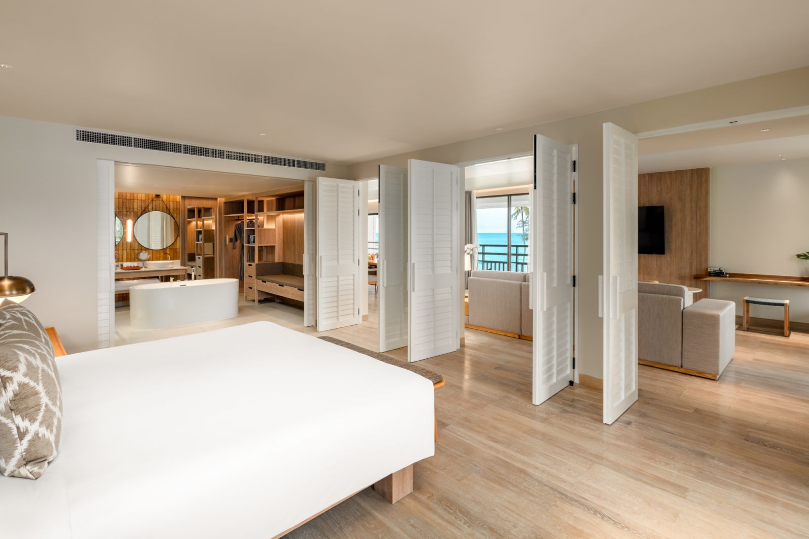 ห้องพักแบบ Ocean Front Suite (ภาพ: SAii Laguna Phuket)