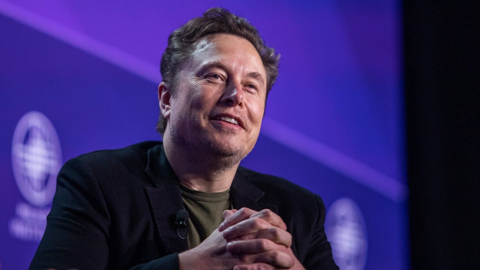 Elon Musk đảm nhận vai trò dẫn dắt hội nghị tại Milken Institute Global Conference vào năm 2024 (Ảnh: Apu Gomes).