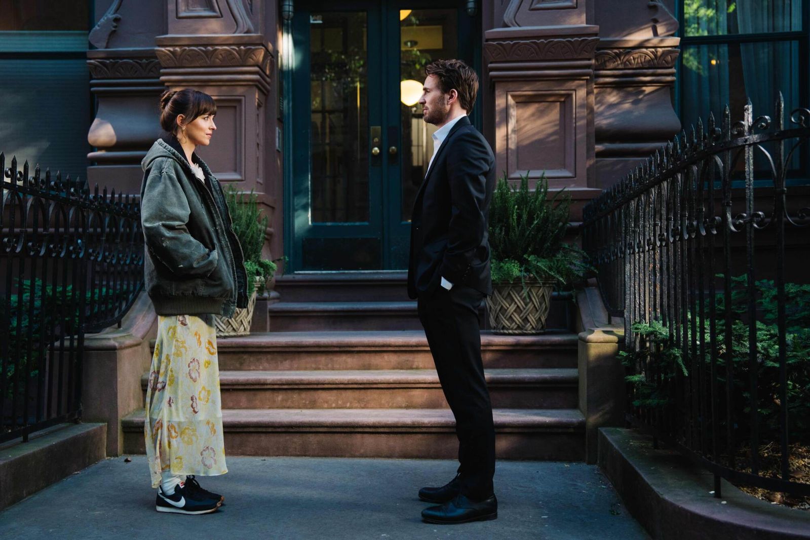 Dakota Johnson and Chris Evans in a scene from ‘Materialists’ (Photo: Columbia Pictures)