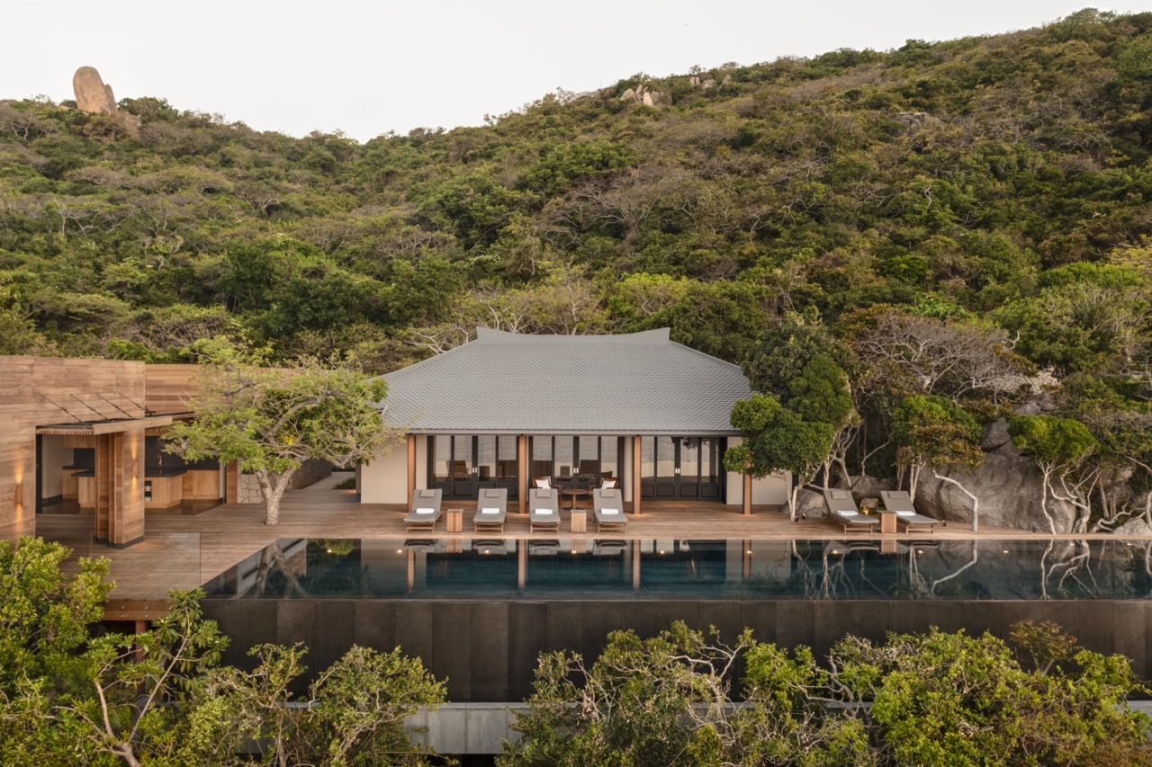 Amanoi Ocean Pool Residence offers a resort experience that is both luxurious and private