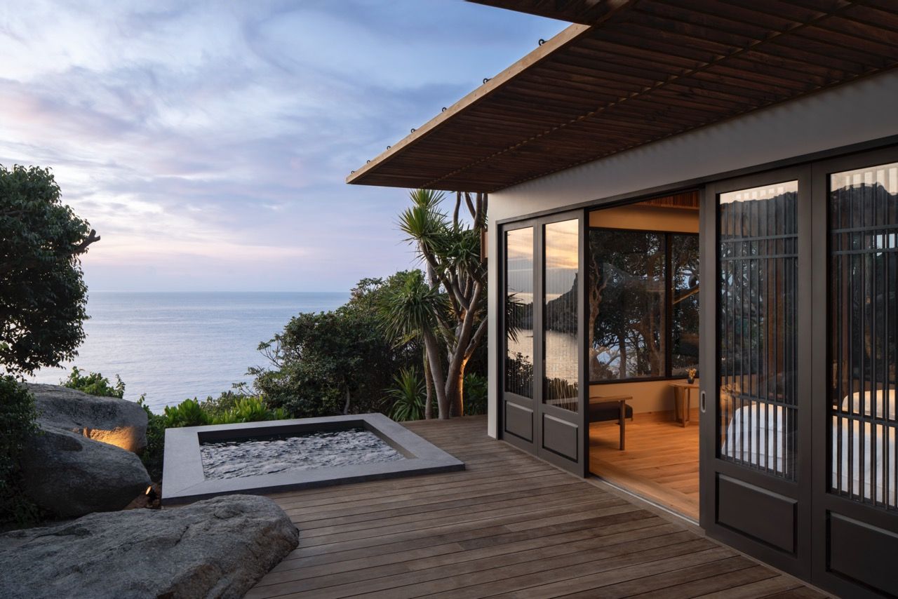 Outdoor Jacuzzi at Amanoi Ocean Pool Residence
