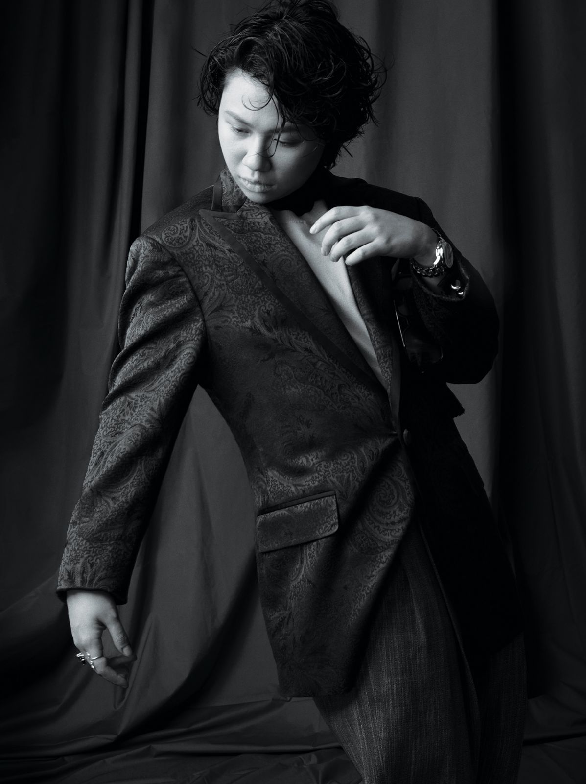 Chien wears Etro jacket, Valentino shirt and scarf and Golden Goose pants