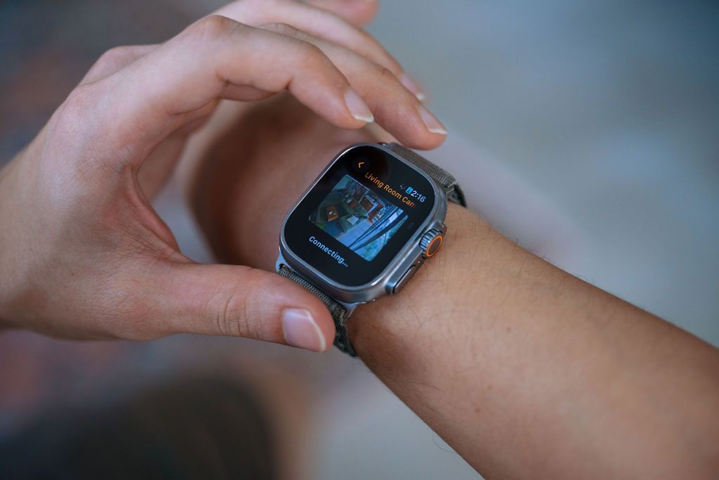 Even when out of the house, Murmann can observe and control the home from his smart watch