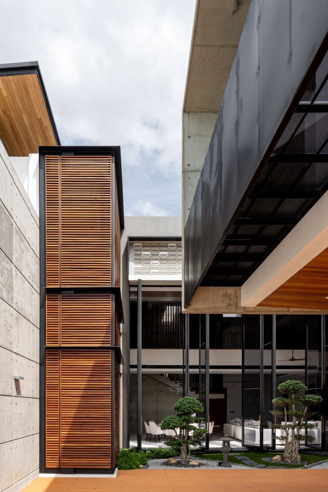 3-Juxta House, Ipoh by Kee Yen Architect (Photo: BricksBegin)