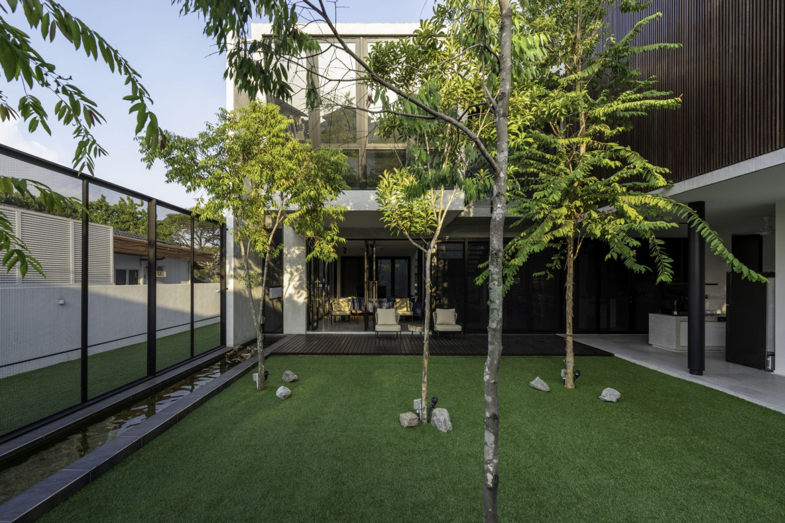 Interlace House, Petaling Jaya, Selangor by Core Design Workshop (Photo: BricksBegin)