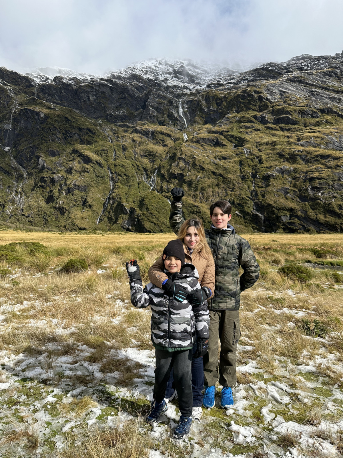 Juanmi, Adriana and Santi Zubiri getting ready to release snowballs (Photo: Courtesy of Audrey Tan Zubiri)