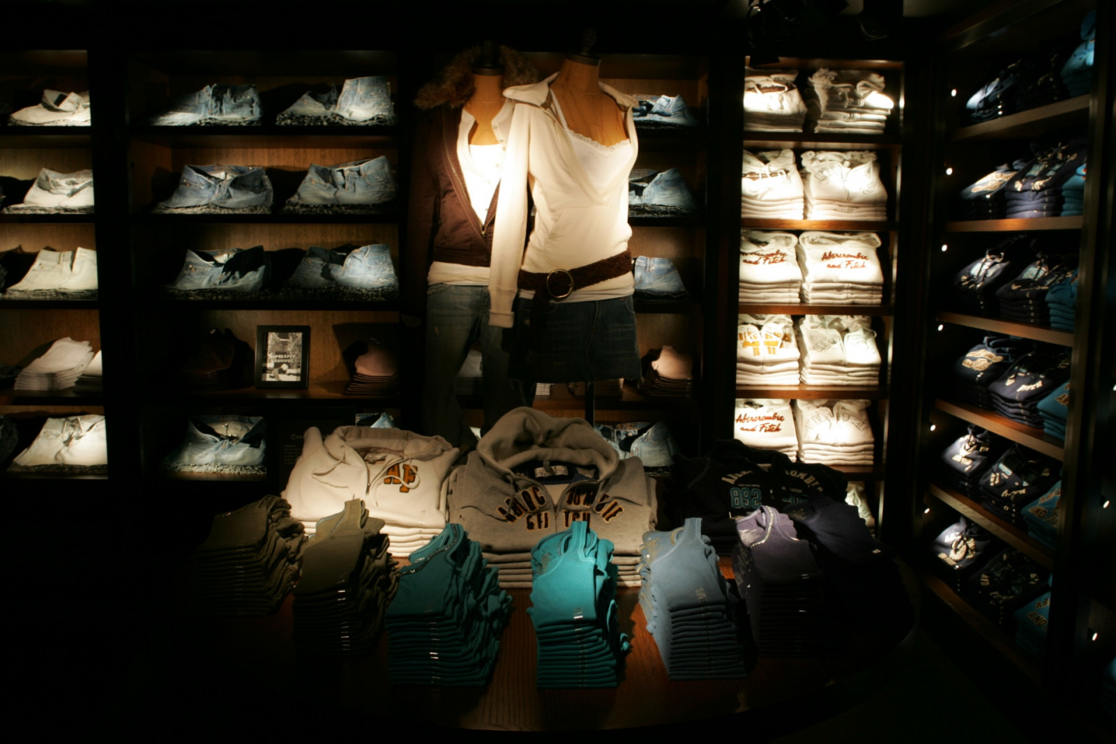 Abercrombie & Fitch (Photo by David Turner/WWD/Penske Media via Getty Images)