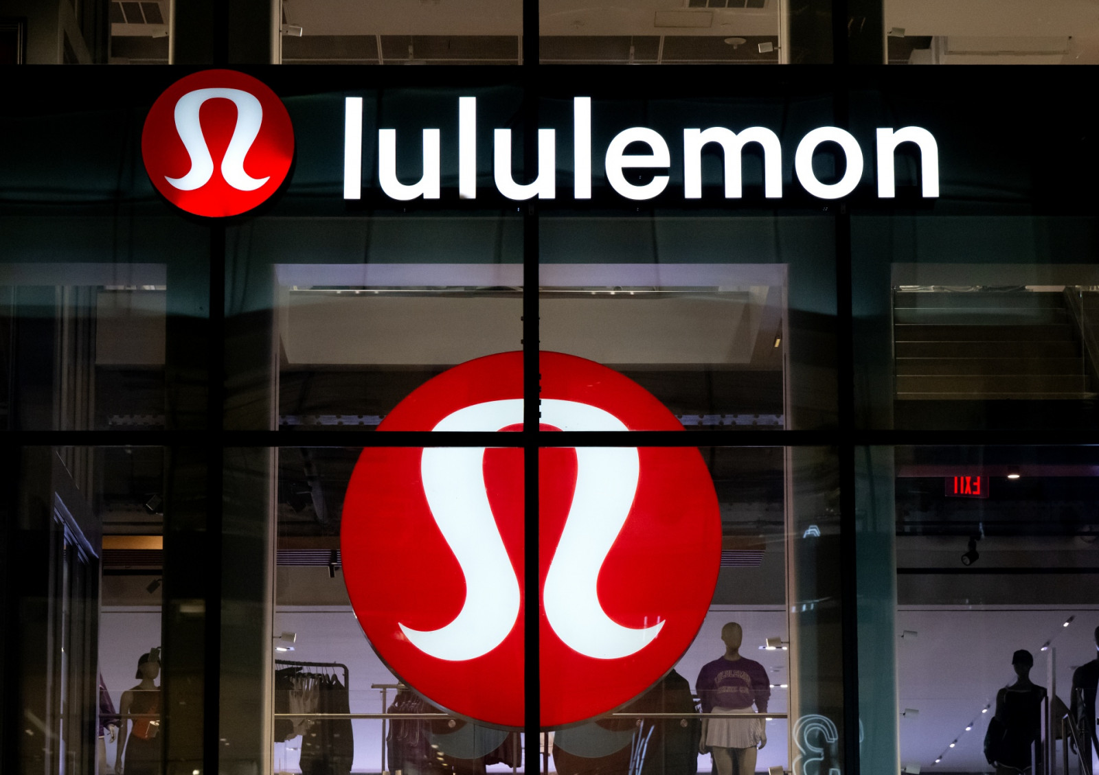 10 July 2025, USA, New York: The Lululemon logo can be seen on a store in Manhattan. Photo: Sven Hoppe/dpa (Photo by Sven Hoppe/picture alliance via Getty Images)