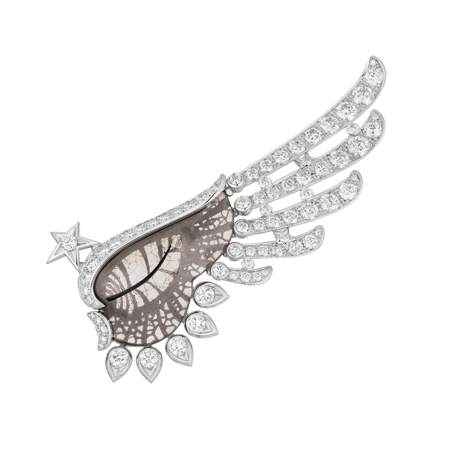 5 Wings胸針。（Photo: Chanel）